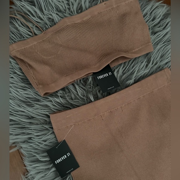 Ribbed Knit 2 piece set - Picture 2 of 2